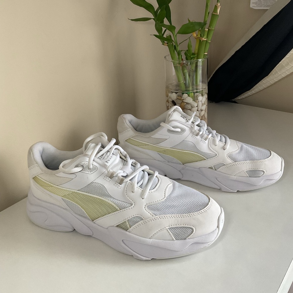 Puma X-Ray Women’s Sneakers Size 8.5 White Cream Chunky SoftFoam Casual Shoes